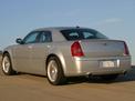 Chrysler 300C 2004 года