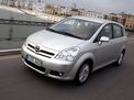 Toyota Corolla Verso 2004 года