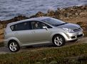 Toyota Corolla Verso 2004 года