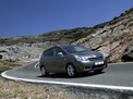 Toyota Corolla Verso 2004 года