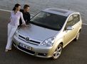 Toyota Corolla Verso 2004 года