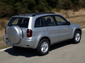Toyota RAV4 2003 года