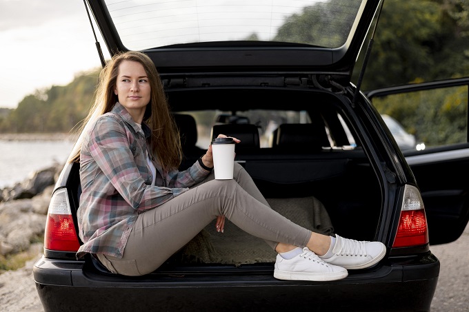 Что должно быть в багажнике каждого автолюбителя перед наступлением зимы?